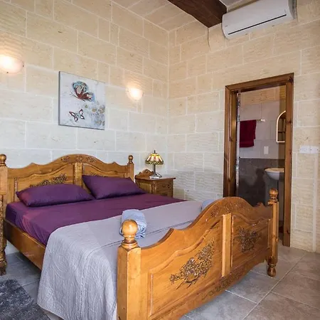 Casa vacanze 4 Bedroom With Private Pool *