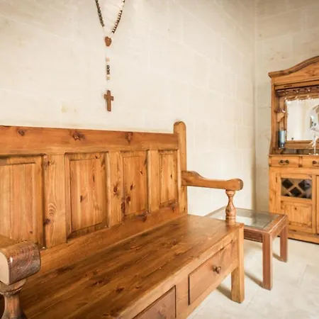 4 Bedroom With Private Pool Casa vacanze *