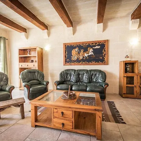 4 Bedroom With Private Pool 別荘 *