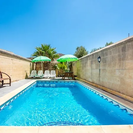 4 Bedroom With Private Pool * Gharb (Gozo)