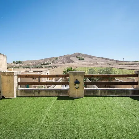 4 Bedroom With Private Pool 別荘 *