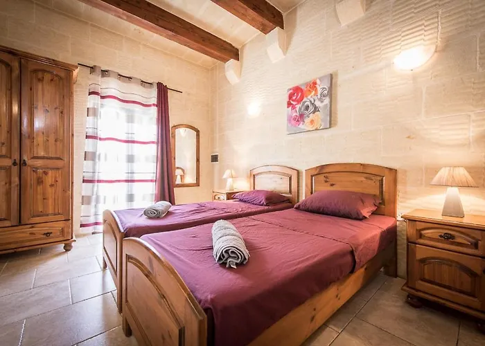 4 Bedroom With Private Pool Holiday home Gharb (Gozo)