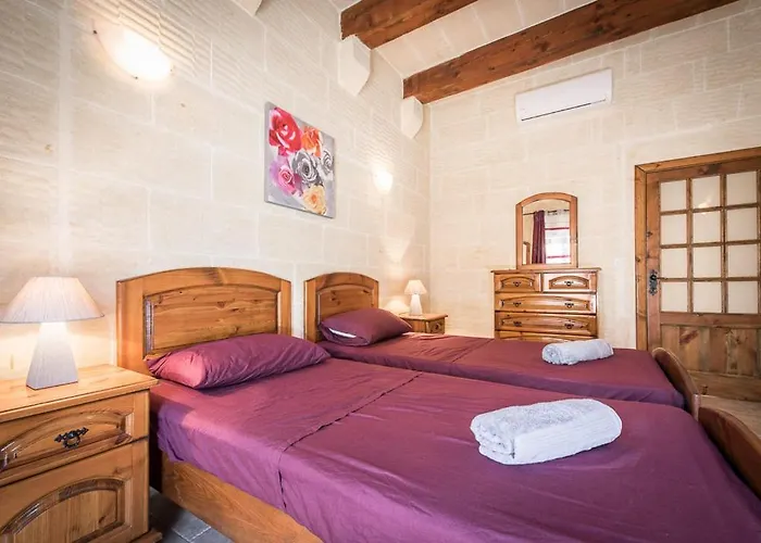 4 Bedroom With Private Pool Holiday home