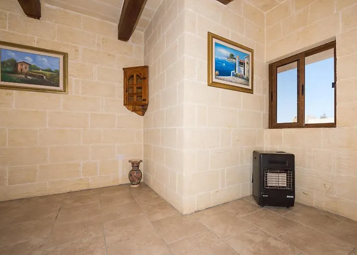 Holiday home 4 Bedroom With Private Pool *